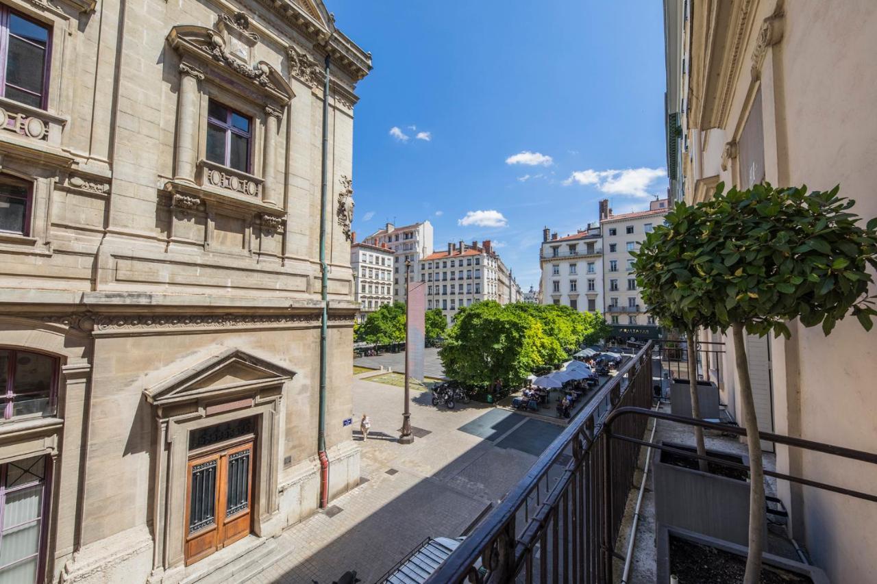 Hotel Des Artistes Lyon Exterior photo